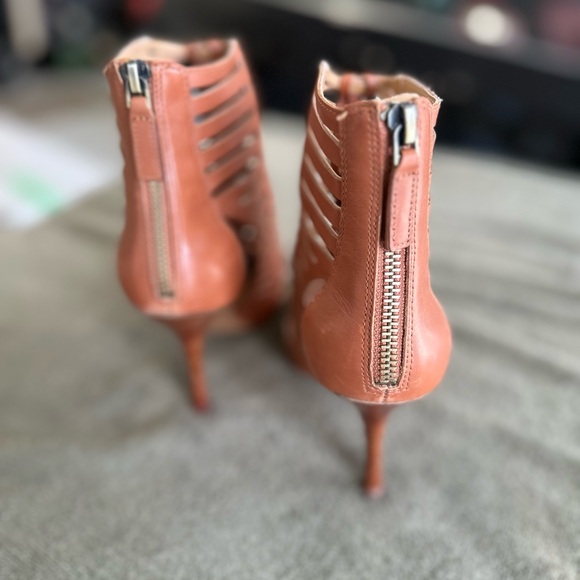Nine West Size 6 - Picture 4 of 7